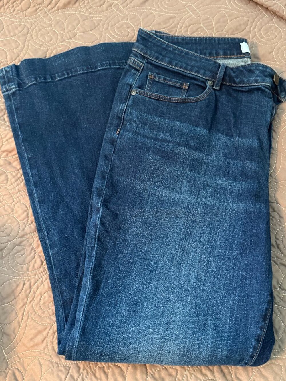 LOFT curvy high rise flare denim jeans size 16, NEVER WORN